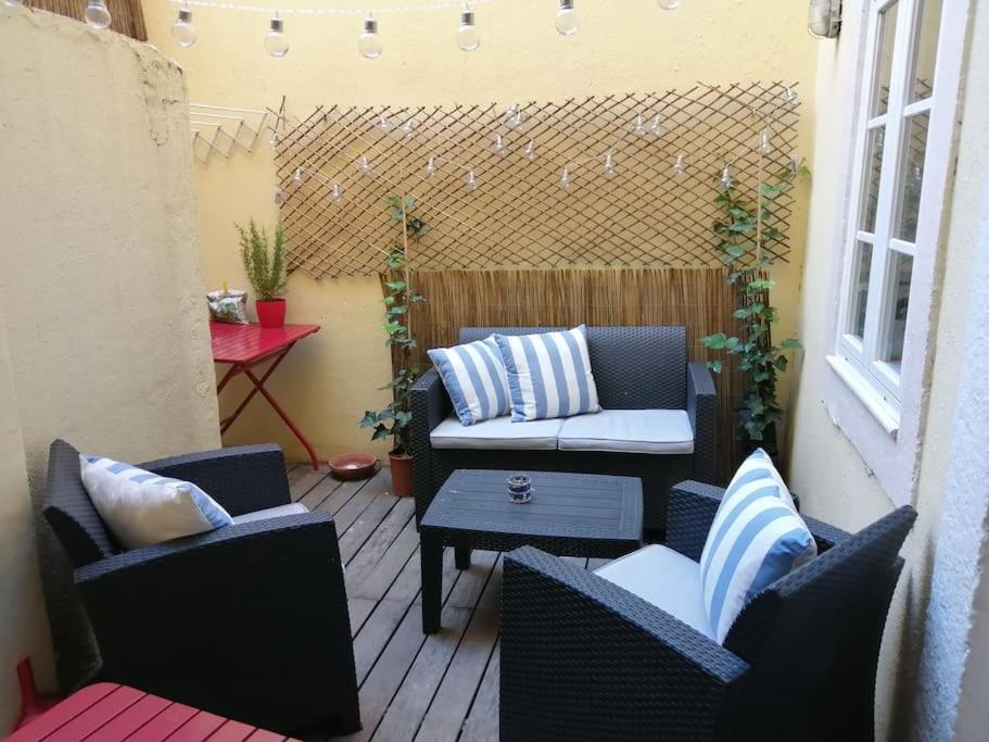 Magnificent Historical City Centre Apart With Terrace Lisbon Bagian luar foto